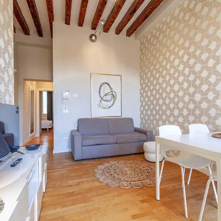 San Polo With Balcony Appartement *