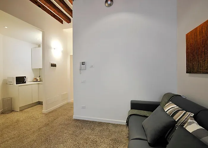 San Polo With Balcony *